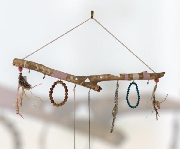 Porte bijoux en bois naturel - Modéle Unique